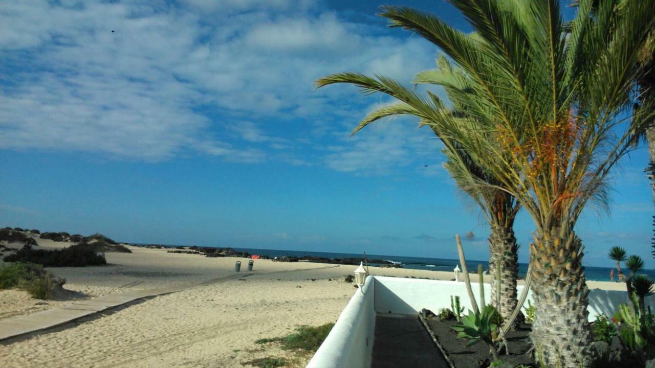Apartamento Nire Lula En La Misma Playa El Cotillo  Bagian luar foto